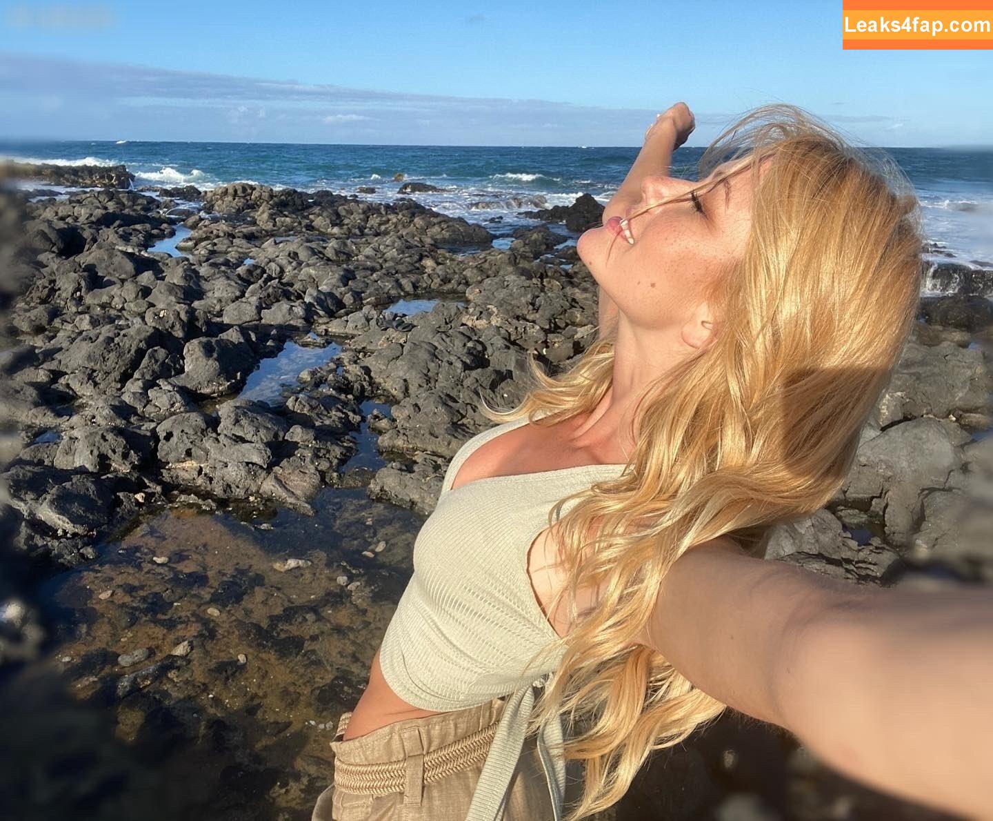 Katherine McNamara / kat.mcnamara leaked photo photo #0697