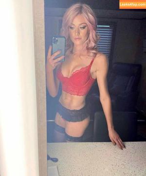 Katherine McNamara фото #0017