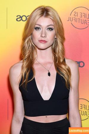 Katherine McNamara фото #0110