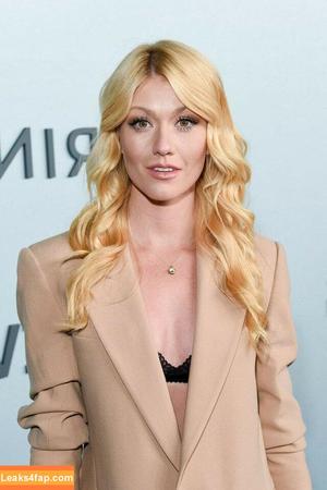 Katherine McNamara фото #0165