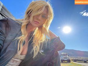 Katherine McNamara фото #0180