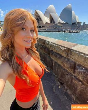 Katherine McNamara фото #0282