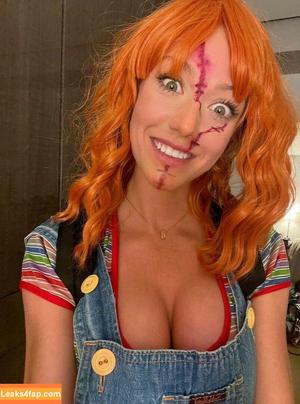 Katherine McNamara фото #0289