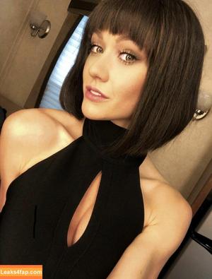 Katherine McNamara фото #0412