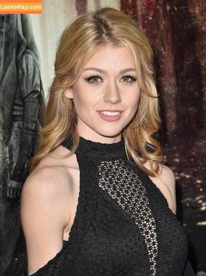 Katherine McNamara фото #0418