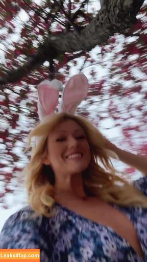 Katherine McNamara photo #0496