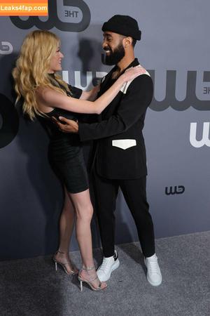 Katherine McNamara photo #0542