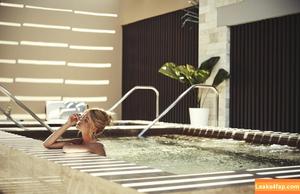 Katherine McNamara photo #0874