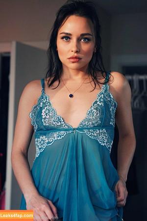 Katherine Ramdeen photo #0085