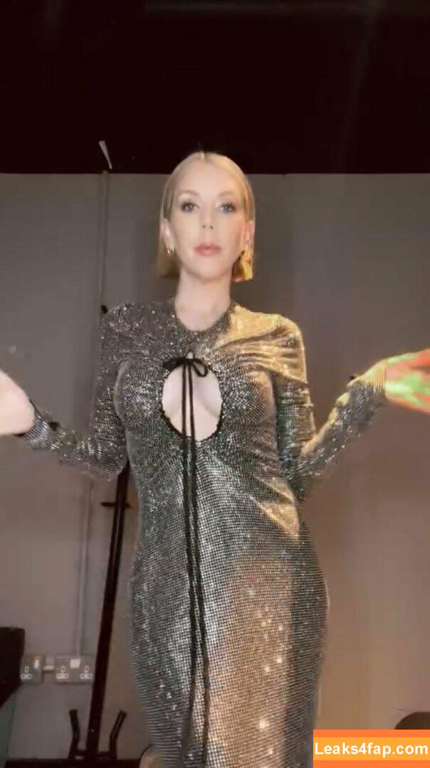 Katherine Ryan / kateryan / kathbum leaked photo photo #0170