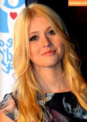 katherinemcnamara фото #0005