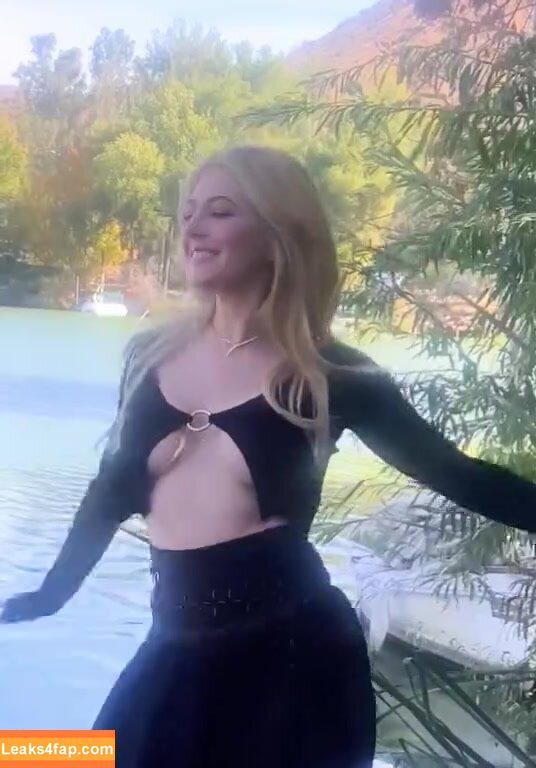 Katheryn Winnick / basic_instinct / katherynwinnick leaked photo photo #0115