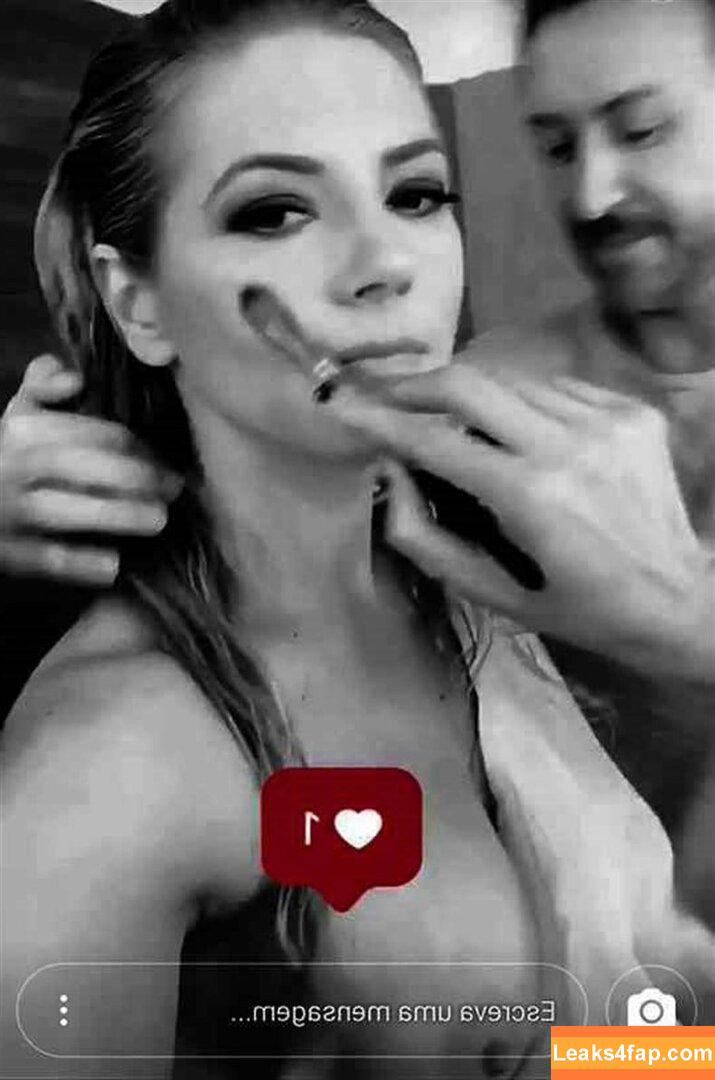Katheryn Winnick / basic_instinct / katherynwinnick leaked photo photo #0183