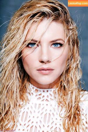 Katheryn Winnick photo #0023