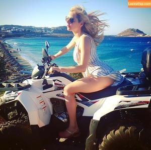 Katheryn Winnick photo #0027