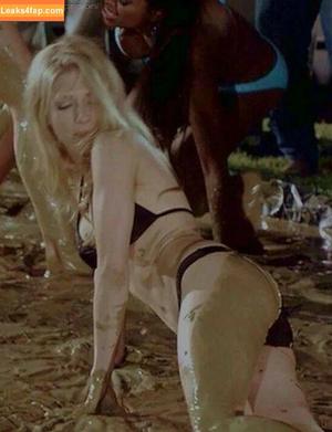Katheryn Winnick photo #0029