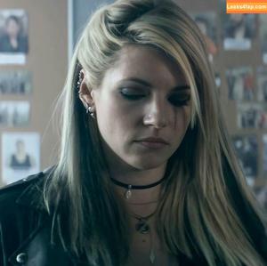 Katheryn Winnick photo #0045
