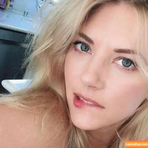 Katheryn Winnick photo #0057