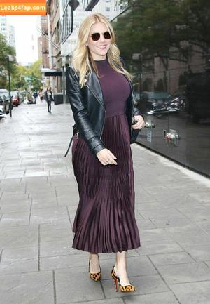 Katheryn Winnick photo #0156