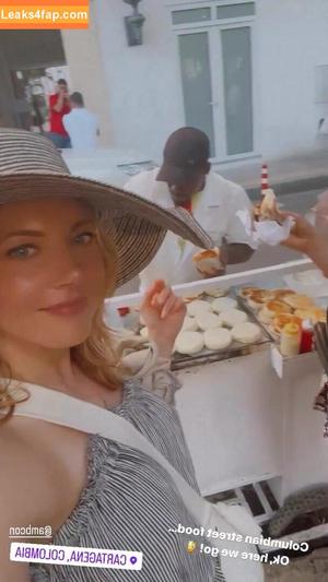 Katheryn Winnick photo #0164