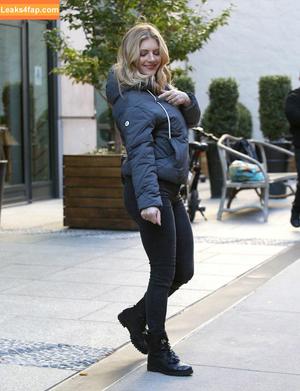 Katheryn Winnick photo #0169