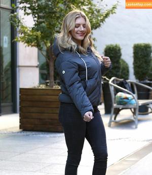 Katheryn Winnick photo #0170