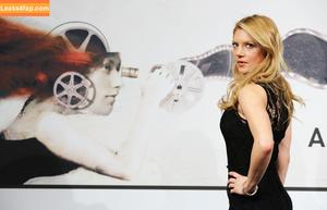 Katheryn Winnick photo #0226