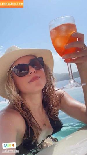 Katheryn Winnick photo #0287