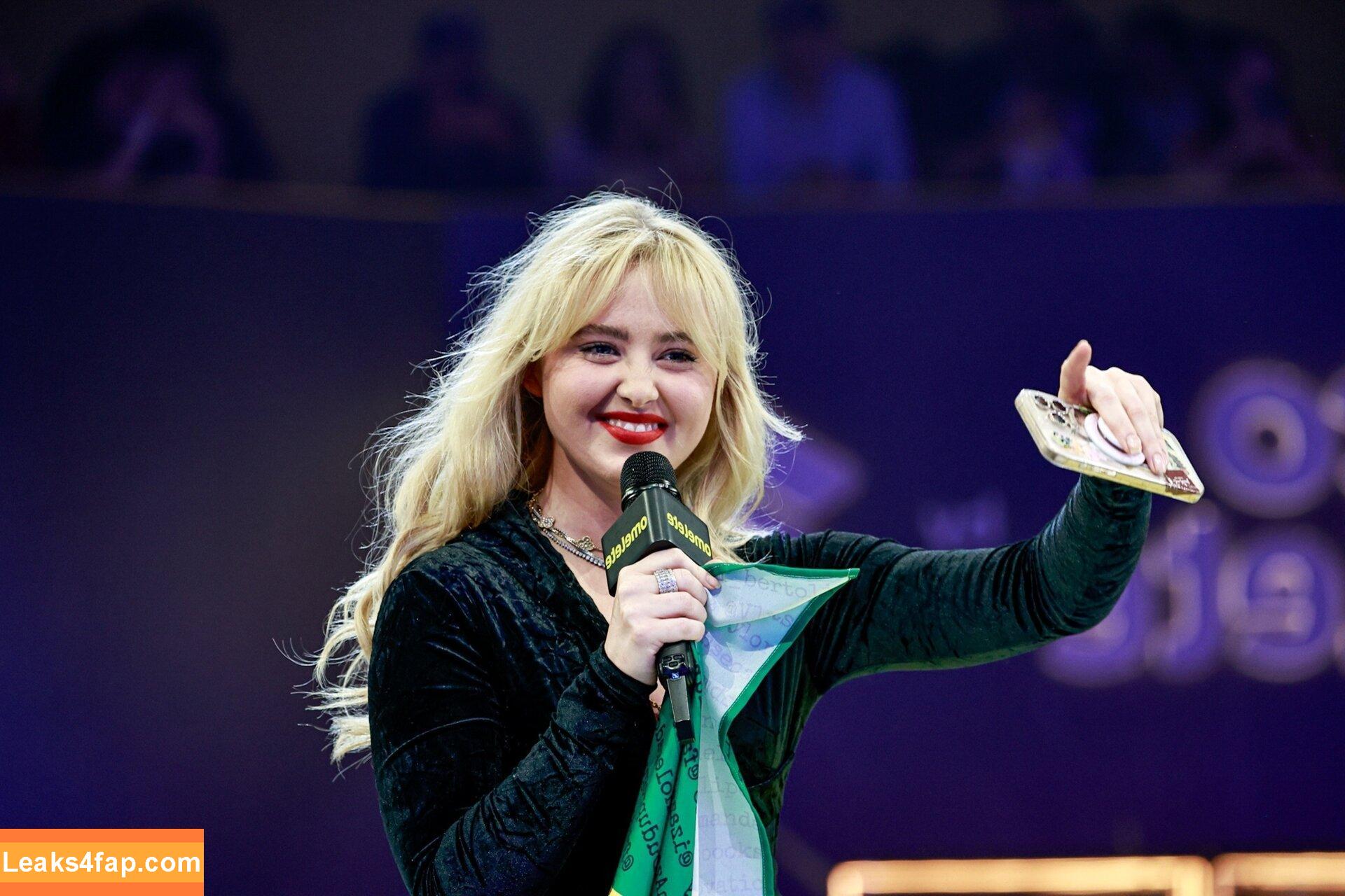 Kathryn Newton / kathrynnewton leaked photo photo #0230