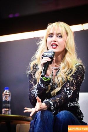 Kathryn Newton photo #0203