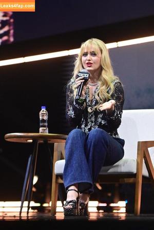 Kathryn Newton photo #0213