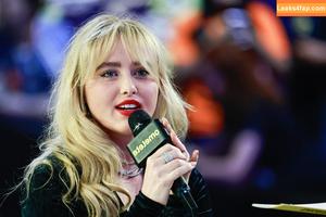 Kathryn Newton photo #0233