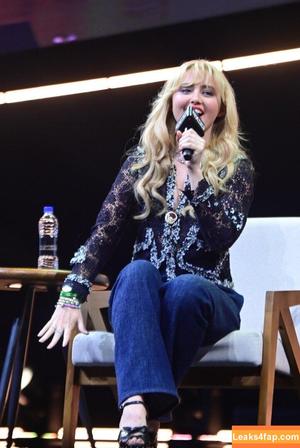 Kathryn Newton photo #0249