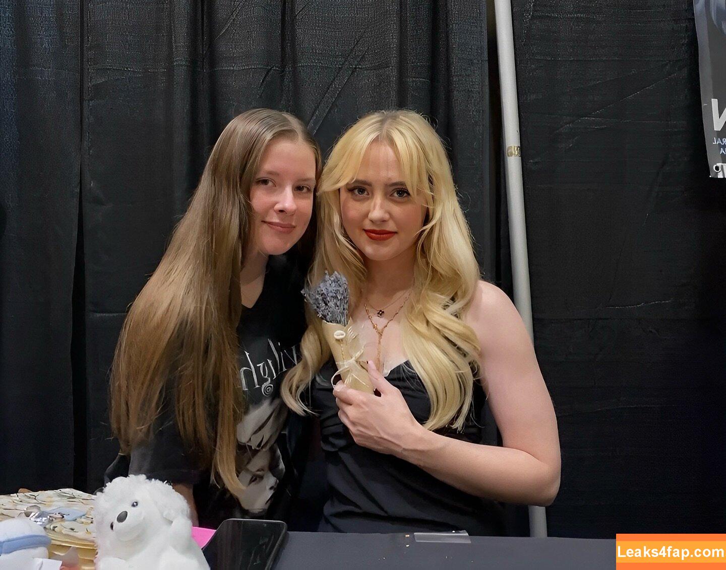 Kathrynton / kathrynnewton / katsoik23 leaked photo photo #0616