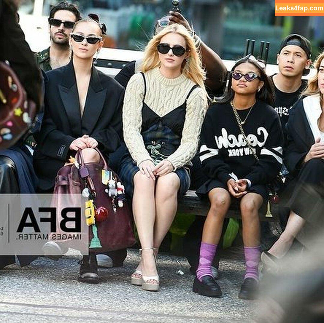 Kathrynton / kathrynnewton / katsoik23 leaked photo photo #0629