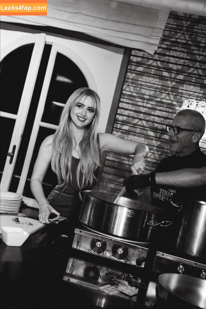 Kathrynton / kathrynnewton / katsoik23 leaked photo photo #1009