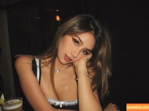 Kathy Zheng photo #0085