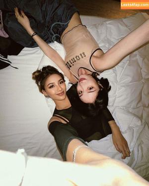 Kathy Zheng photo #0108