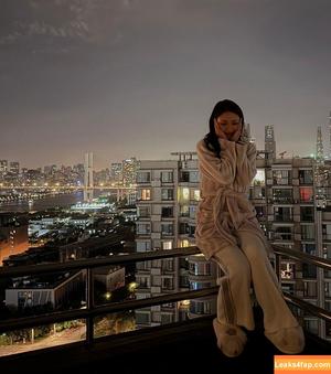 Kathy Zheng photo #0317