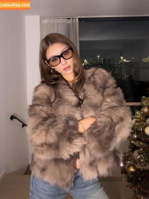 Kathy Zheng photo #0342