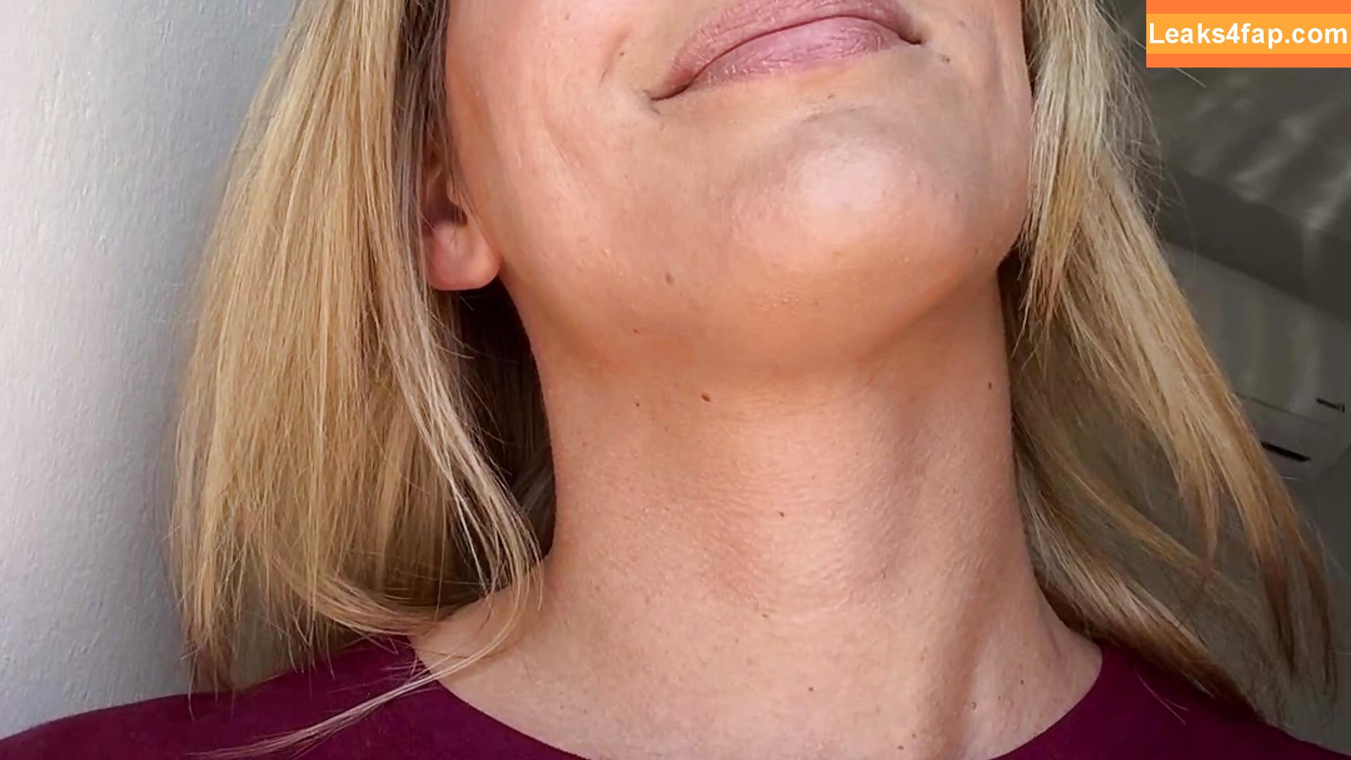 kathyfun /  leaked photo photo #0007