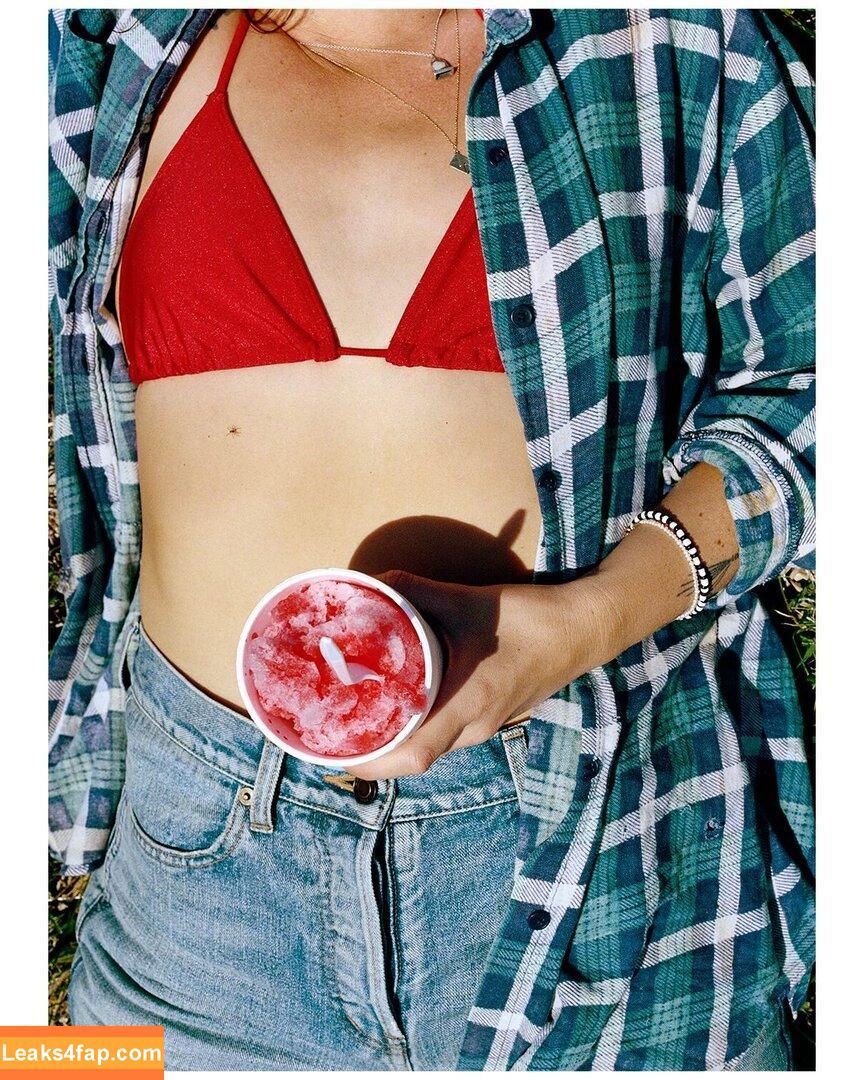 Katie Crutchfield / Waxahatchee / waxa_katie leaked photo photo #0026