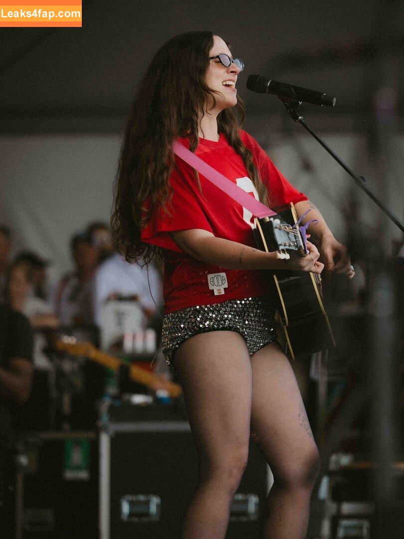 Katie Crutchfield / Waxahatchee / waxa_katie leaked photo photo #0032