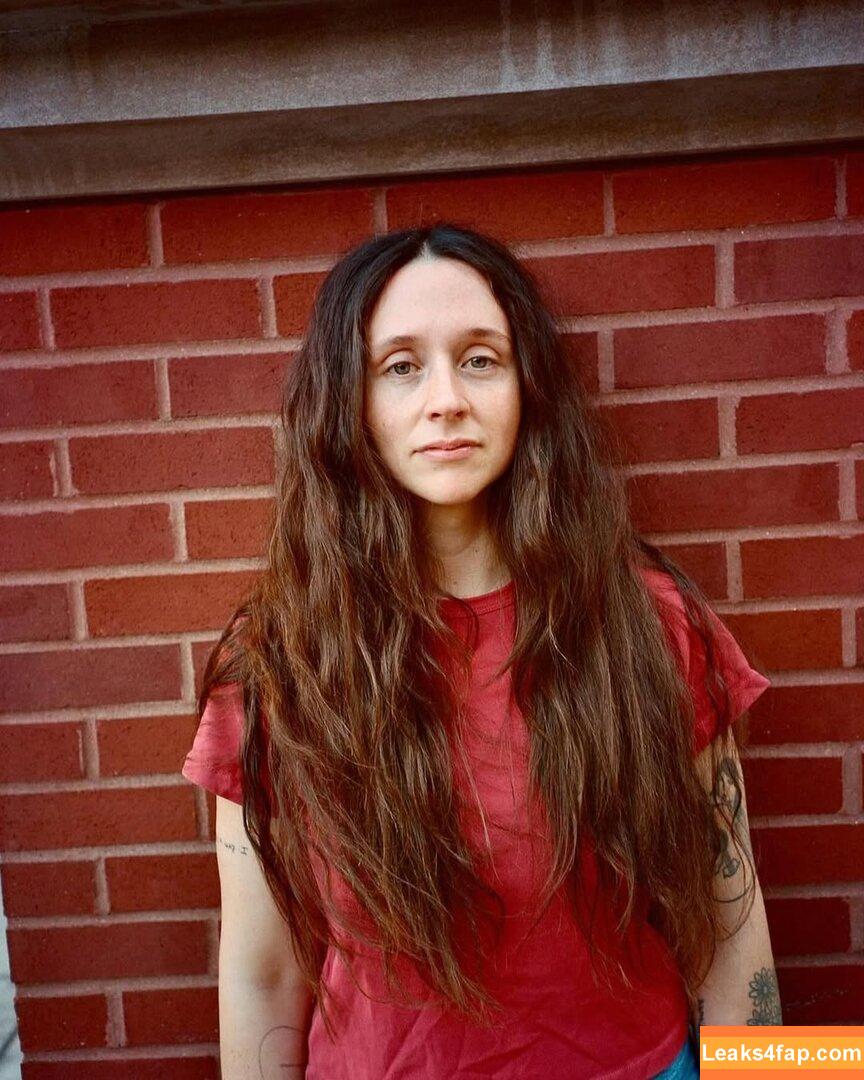 Katie Crutchfield / Waxahatchee / waxa_katie leaked photo photo #0037