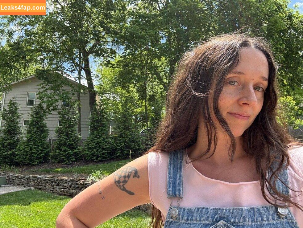 Katie Crutchfield / Waxahatchee / waxa_katie leaked photo photo #0040