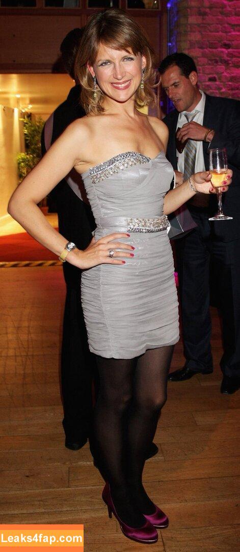 Katie Derham / thekatiederham leaked photo photo #0009