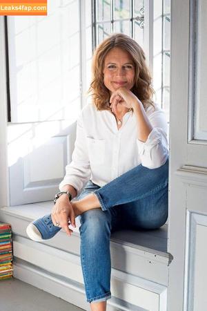 Katie Derham фото #0002