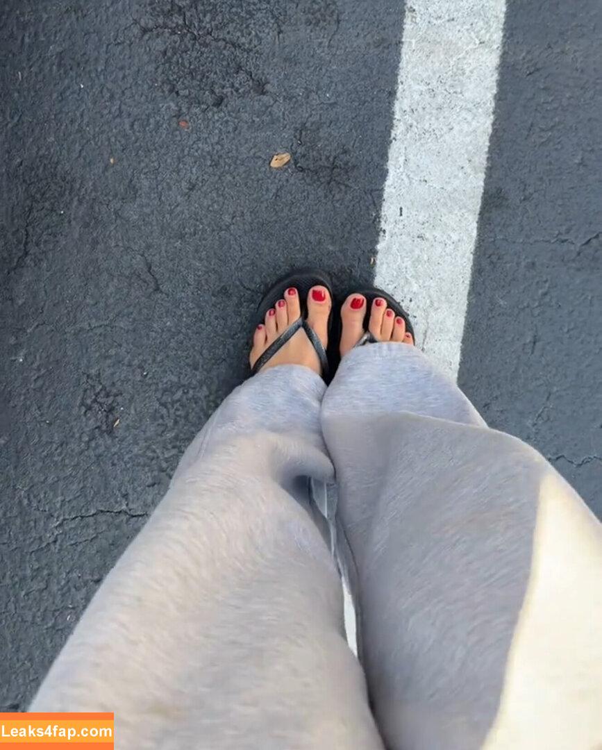 Katie Dillenbeck / katievsaliens leaked photo photo #0028