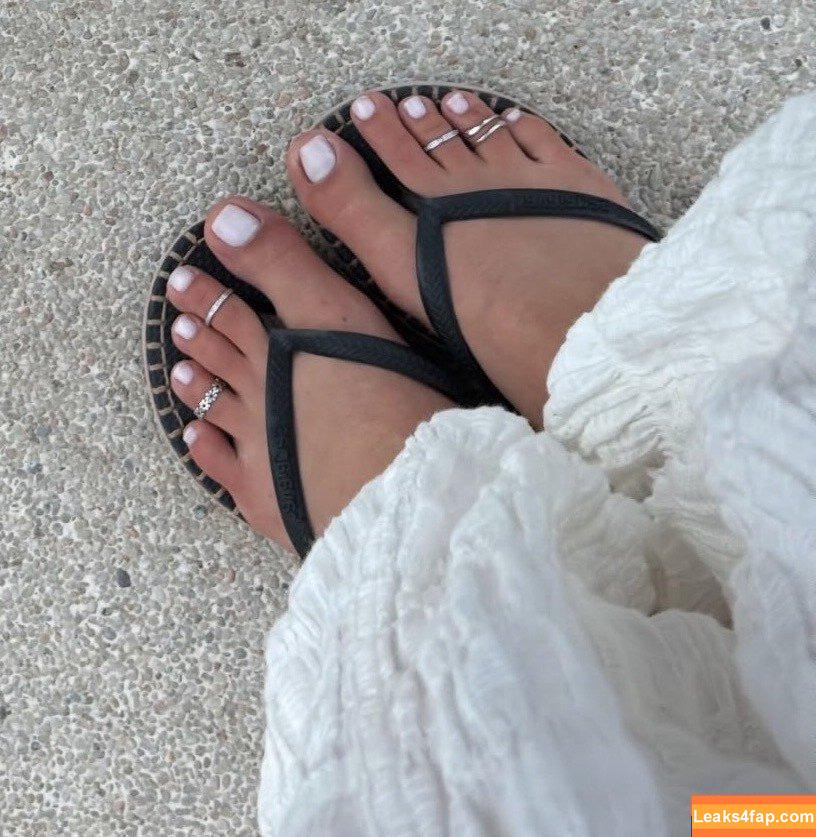 Katie Dillenbeck / katievsaliens leaked photo photo #0051