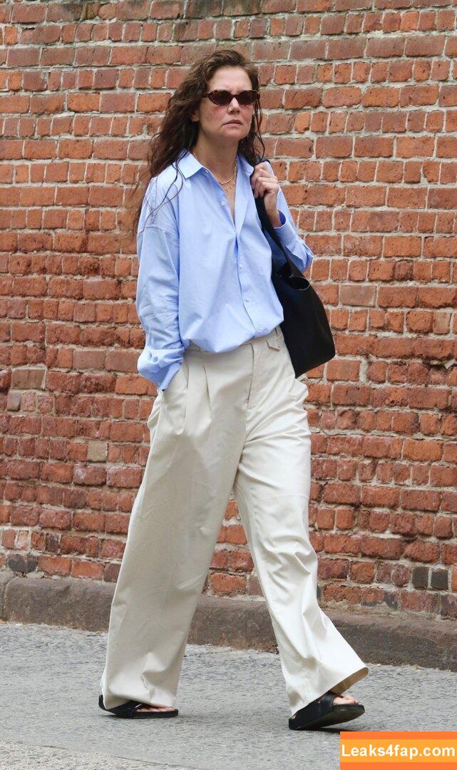 Katie Holmes / katieholmes / katieholmes212 / katieholmesfeetlove leaked photo photo #0042